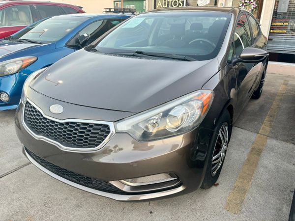 2014 Kia Forte LX's photo