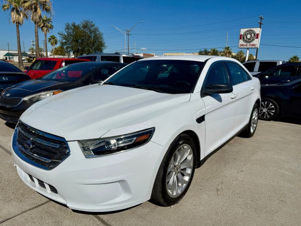 2017 Ford Taurus's photo
