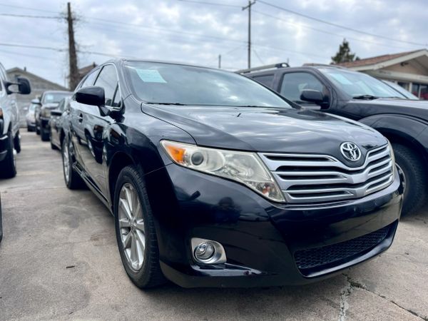 2012 Toyota Venza LE's photo