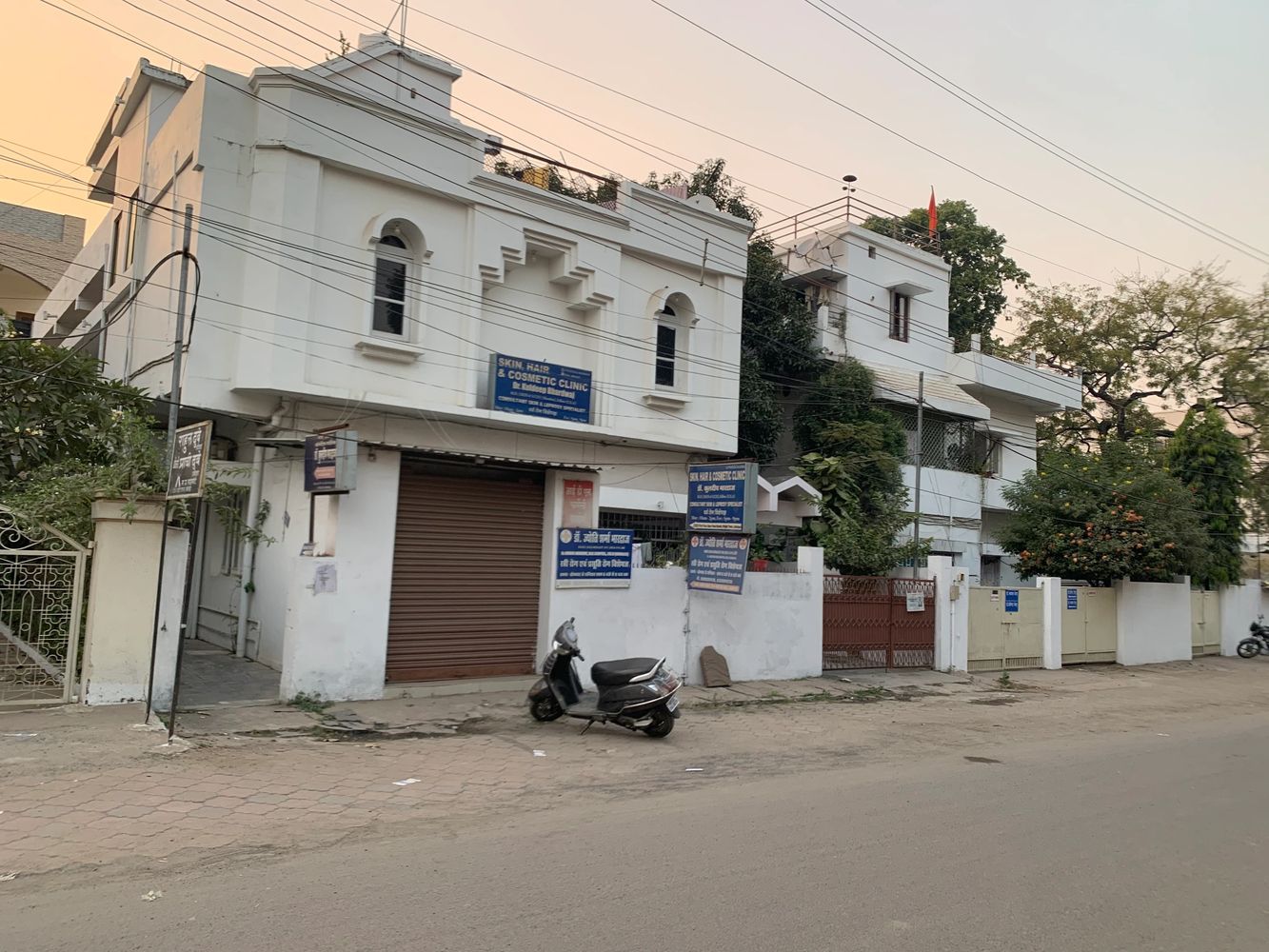 Nearpremmandirwrighttown2225-2-1stfloorjabalpur refers to Dr Kuldeep Bhardwaj Snhclinics