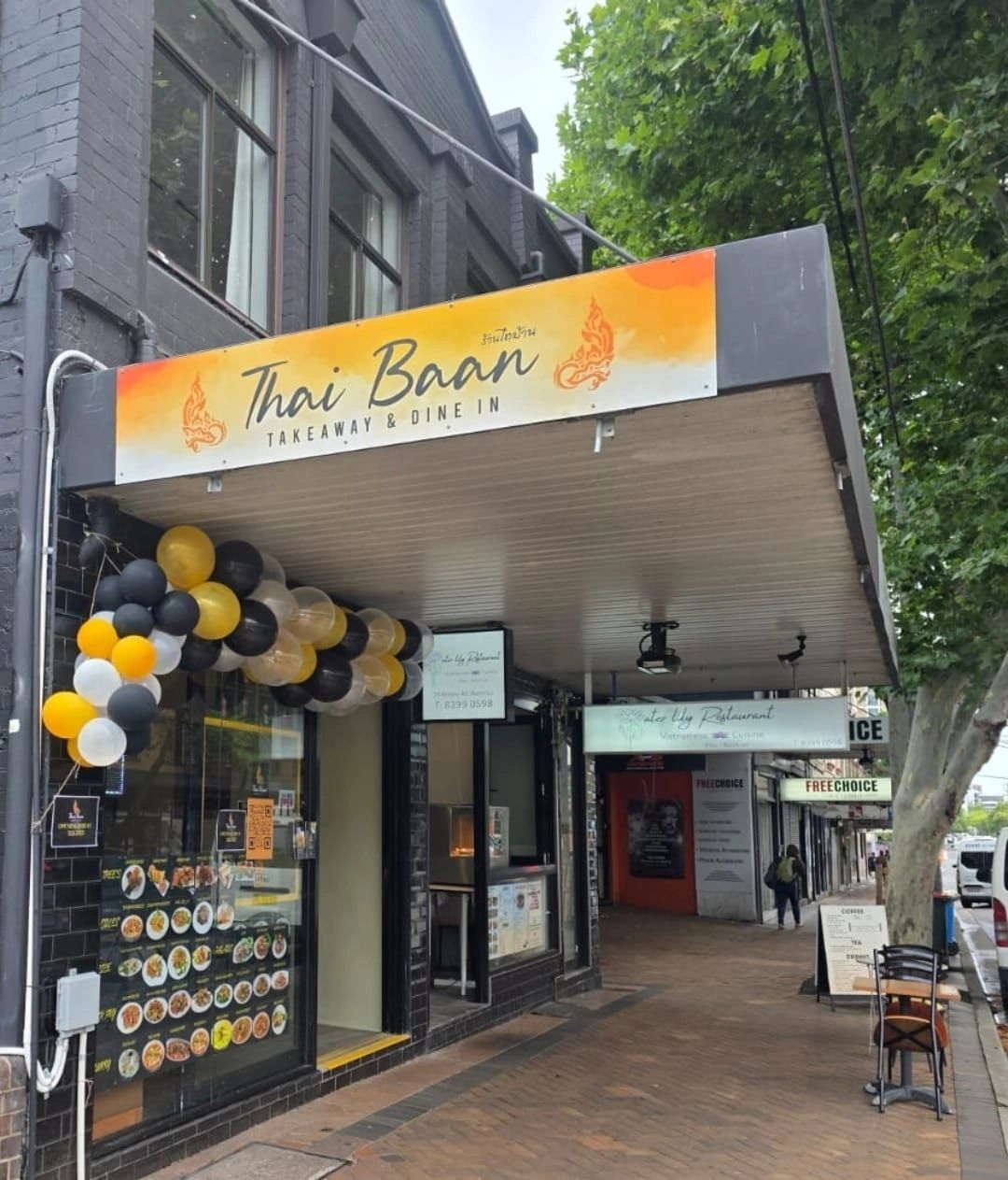 Thai Baan restaurant storefront, Waterloo