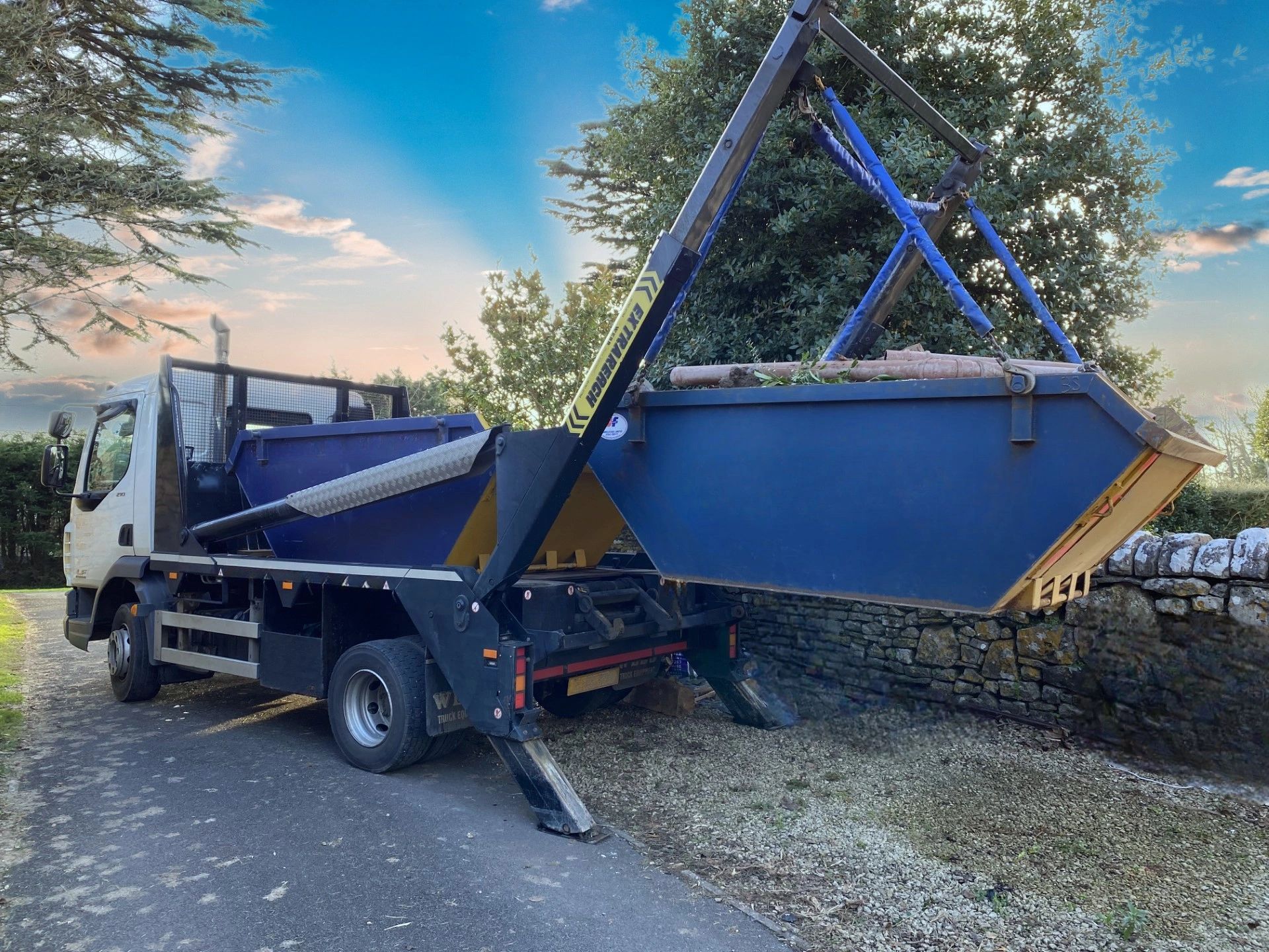 Skip Pic Skip Hire Sizes