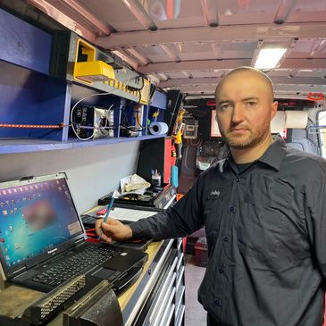 Commercial transport mechanic in Kelowna