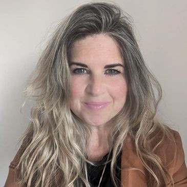 Carmen Marshall counsellor in Dunstable Bedfordshire and online across the uk