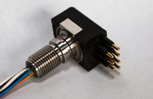 low profile underwater connector