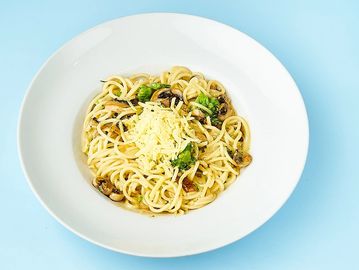 Spaghetti Champignon, Brokkoli und Cremesoße