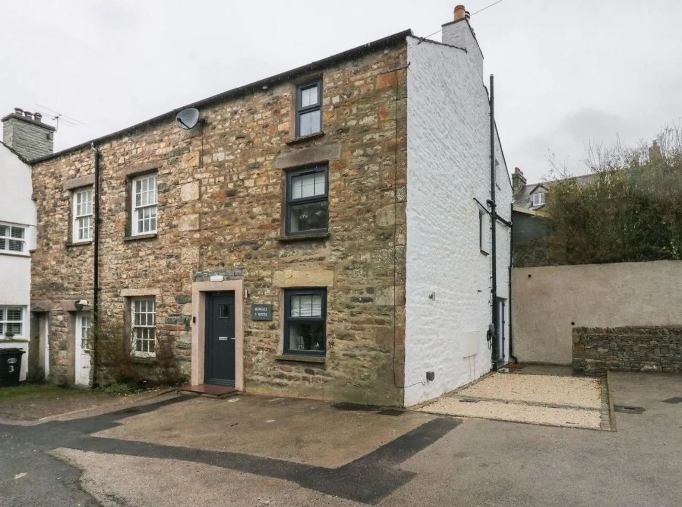 3 Bedroom 3 Bathroom Holiday Cottage for Rent in Lake District