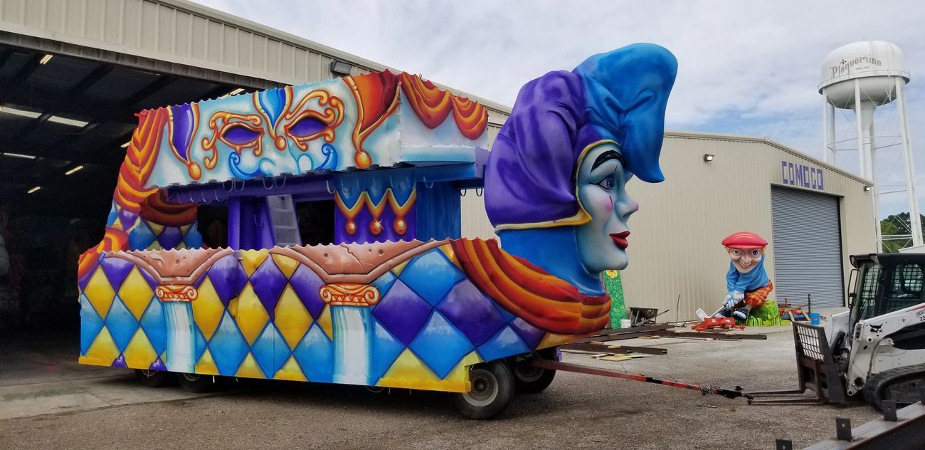 Did You Know? Baton Rouge Floats are Made in Plaquemine OT Lounge