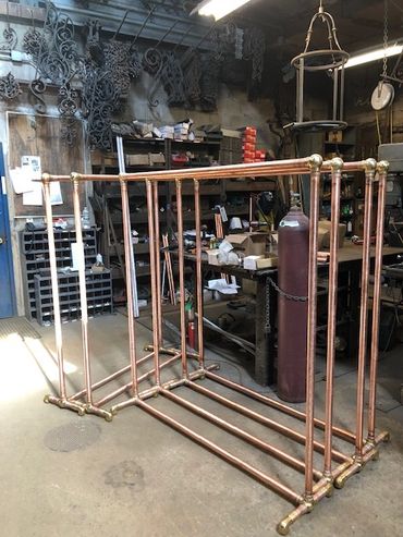 decorative meta stand photo in workshop