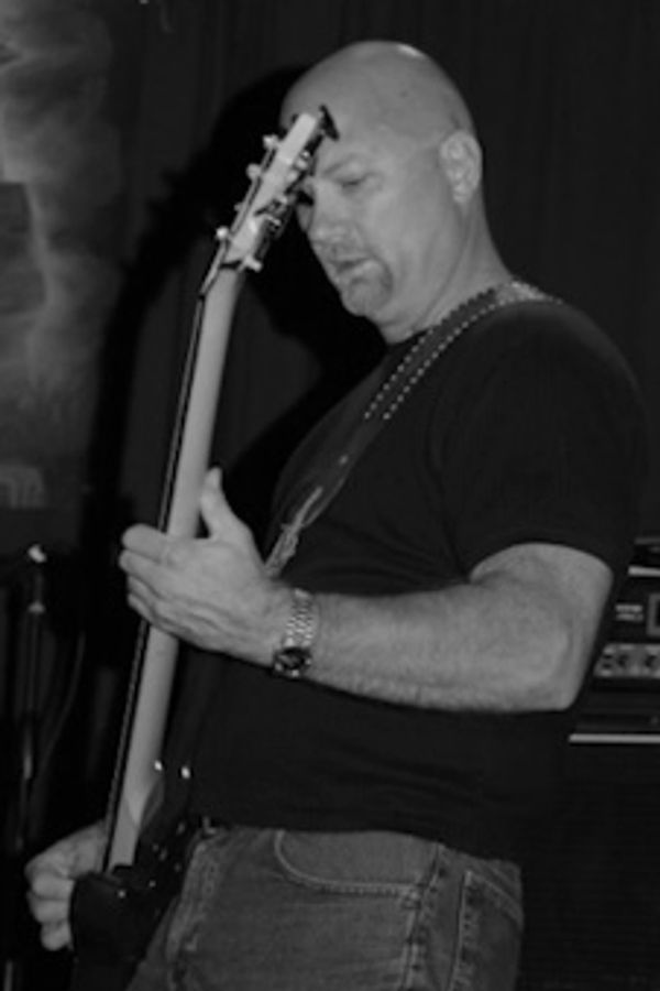 Mark Hodge (Bass Guitar)