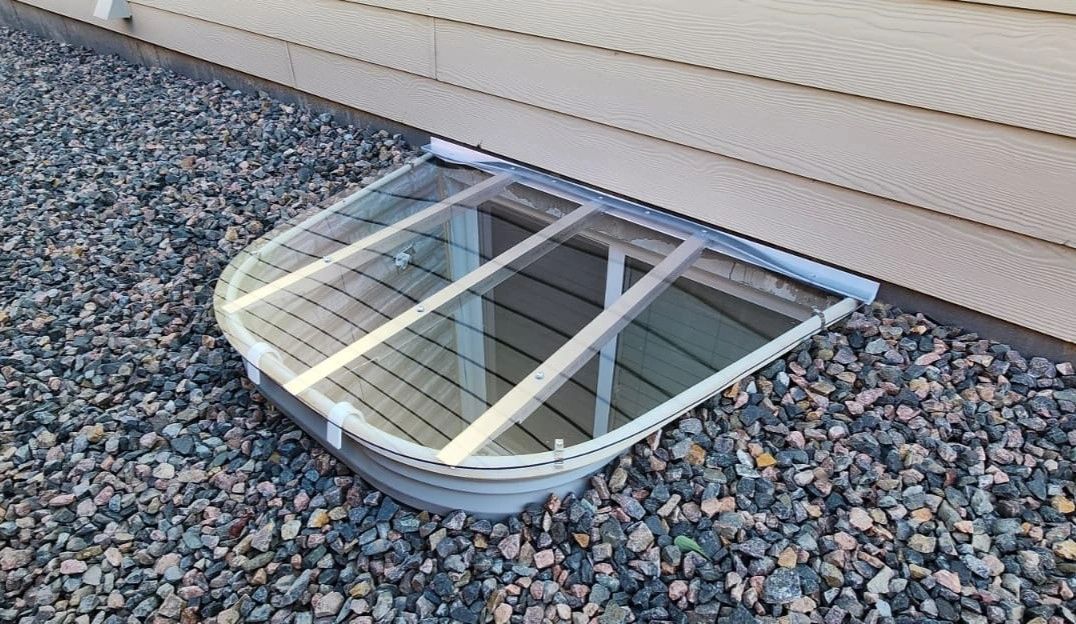 Window Level Cover Sloped Window Well Cover Frosted - Clear