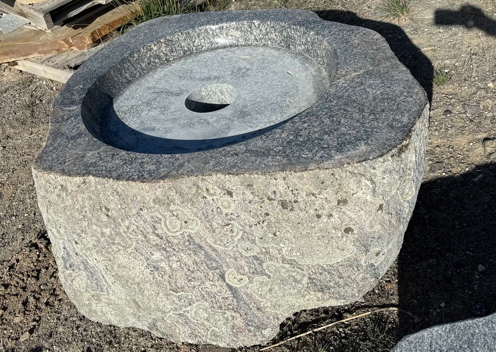 Montana Fire Pit
Boulder fire feature