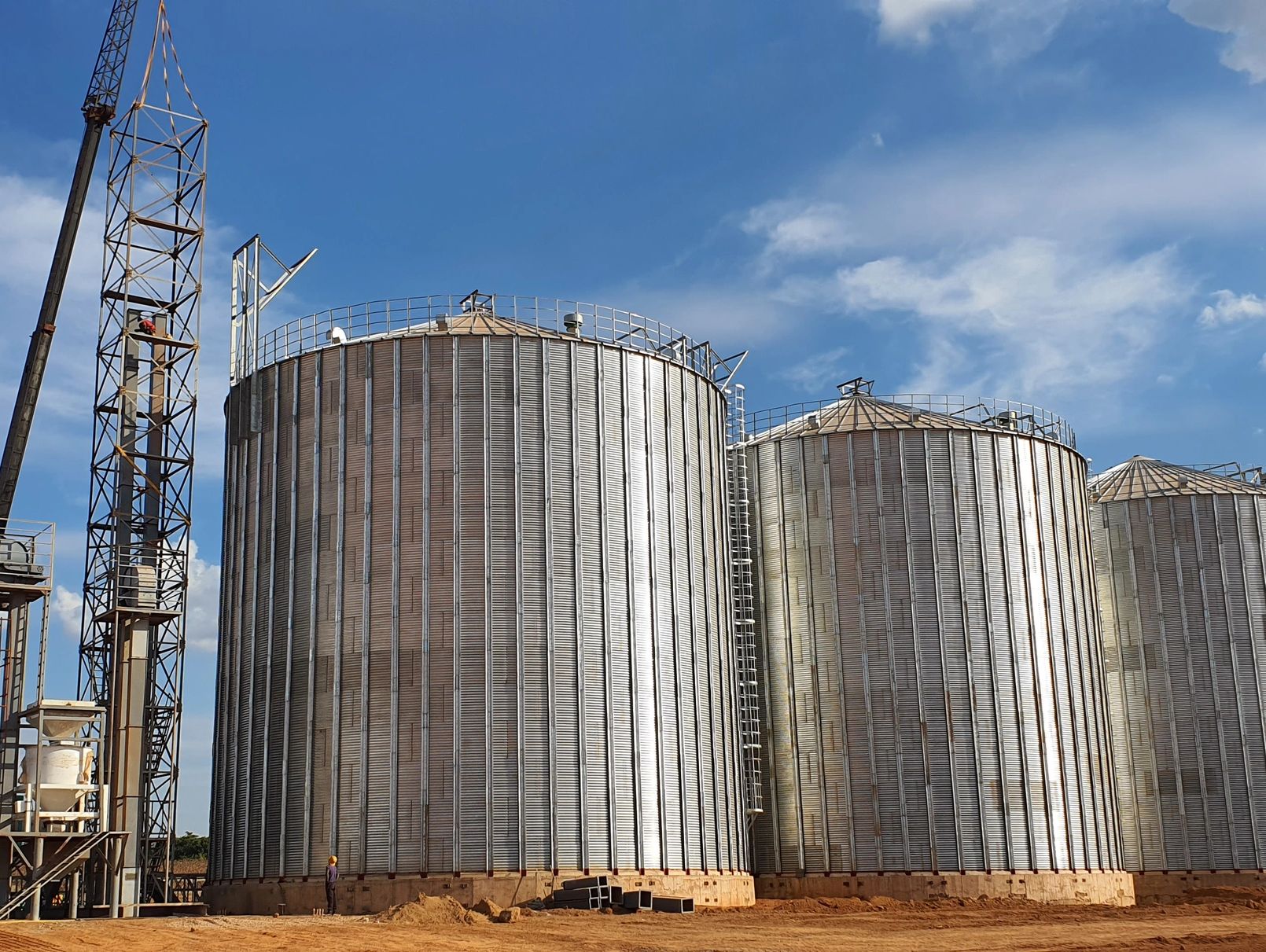 maize silo storage 3000tons by 3 sets. 