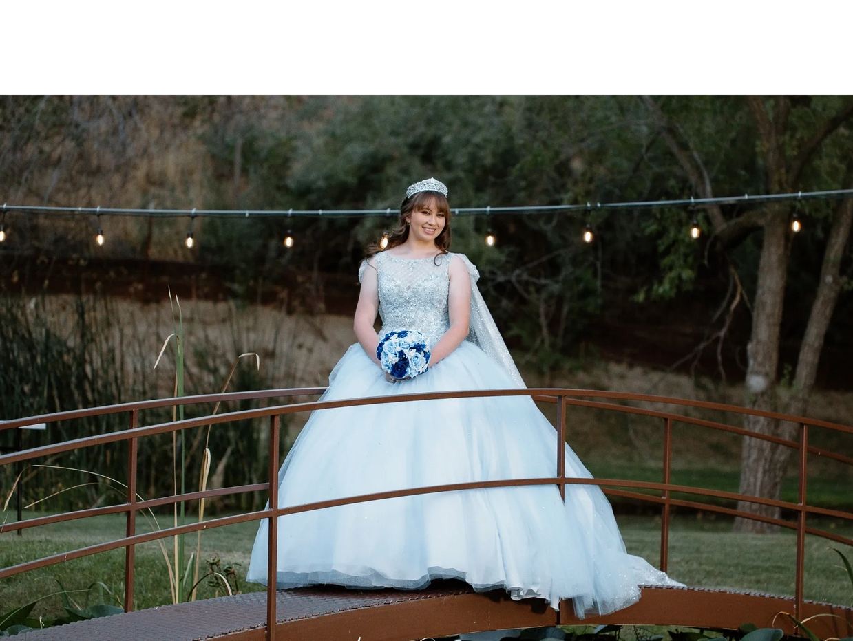 Quincenera model