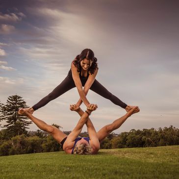 Acroyoga: Perth families with children taking up latest yoga craze
