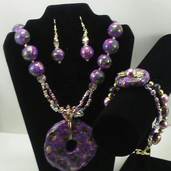 Handcrafted jewelry
Custom orders