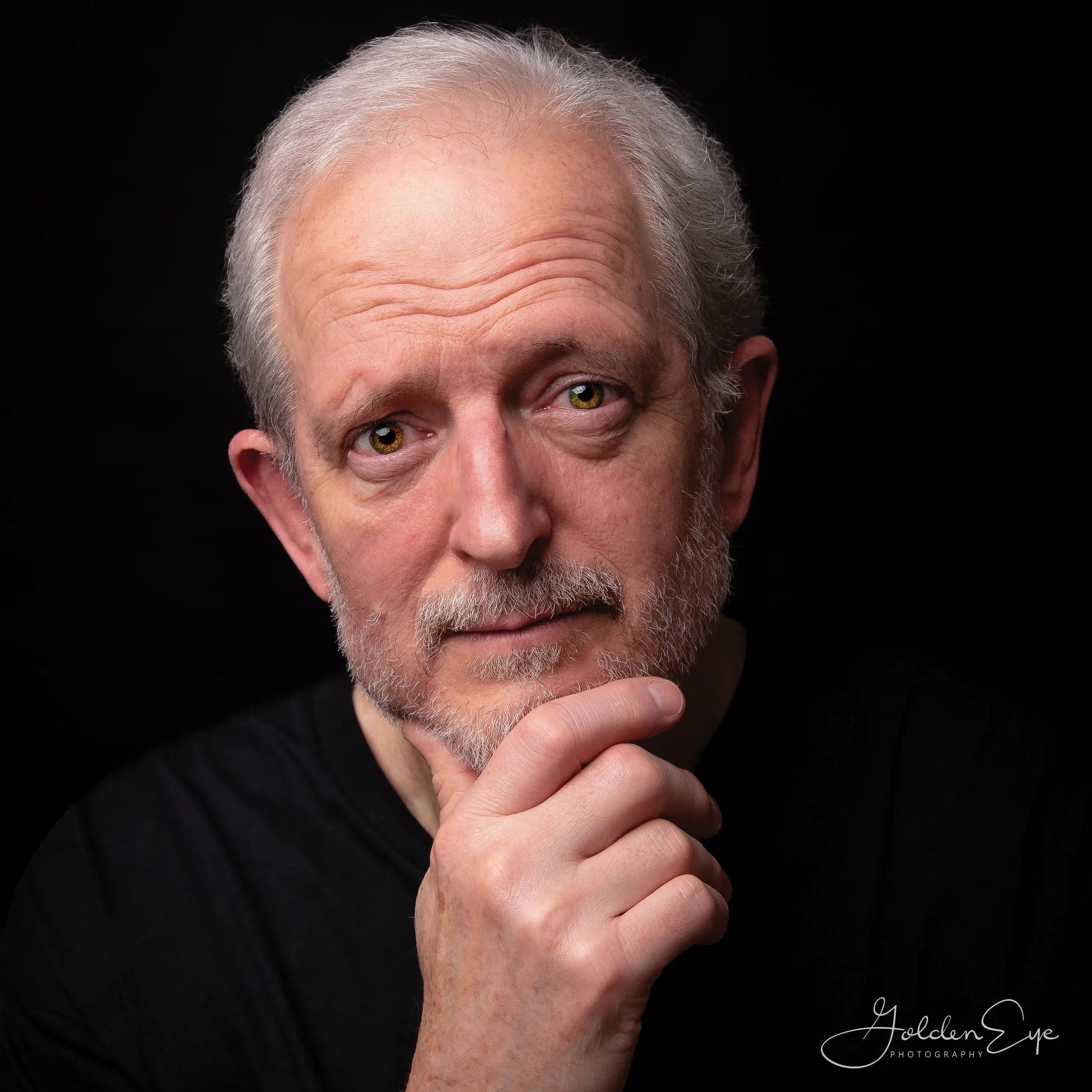 Young Adult Novel Writer - Mark the Writer