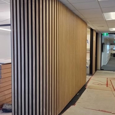 Mur design bureau commercial