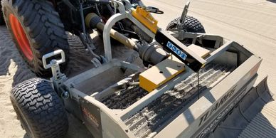 beach cleaner, beach cleaning equipment, beach cleaning machine