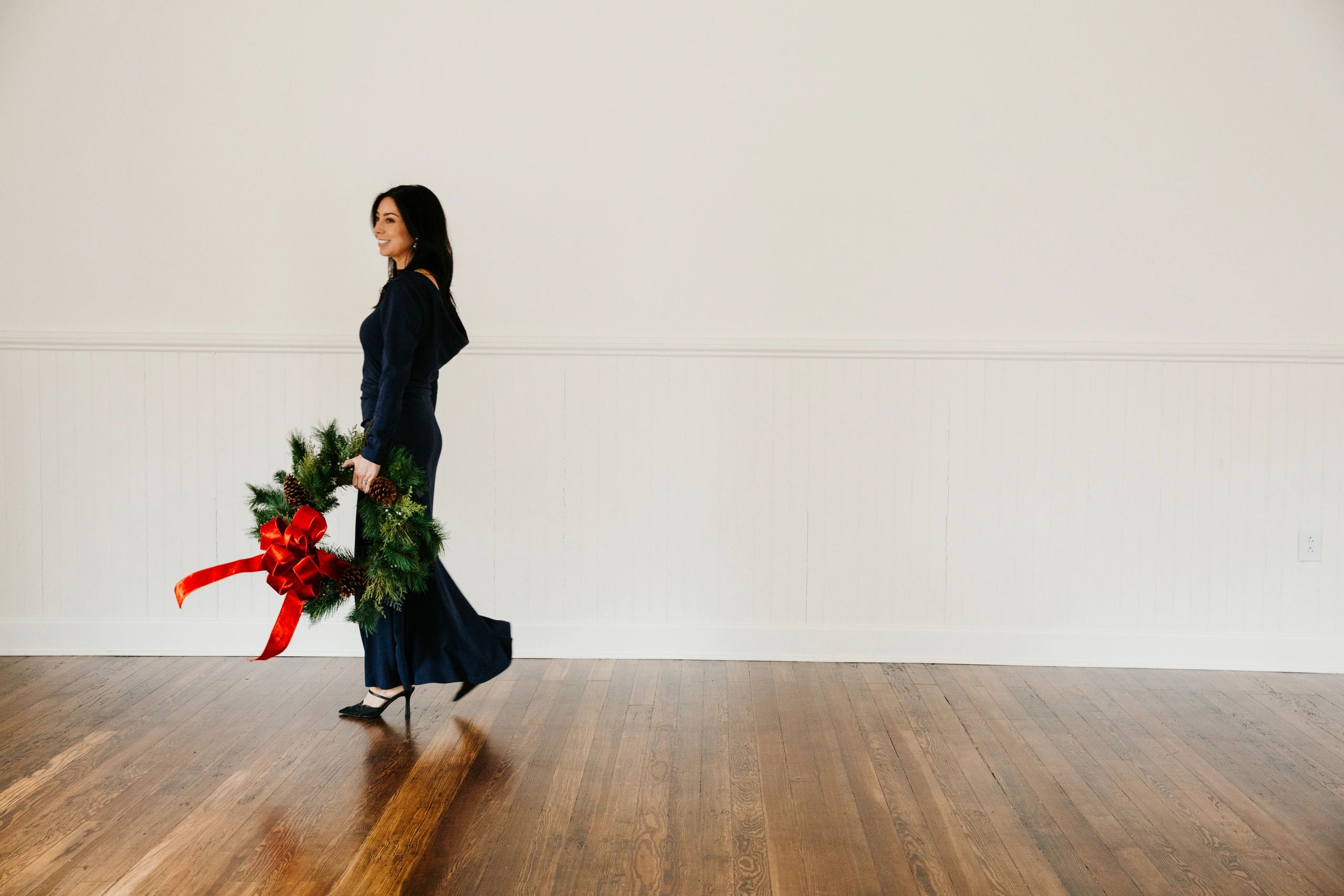 Elegant seasonal decor in a Memphis home