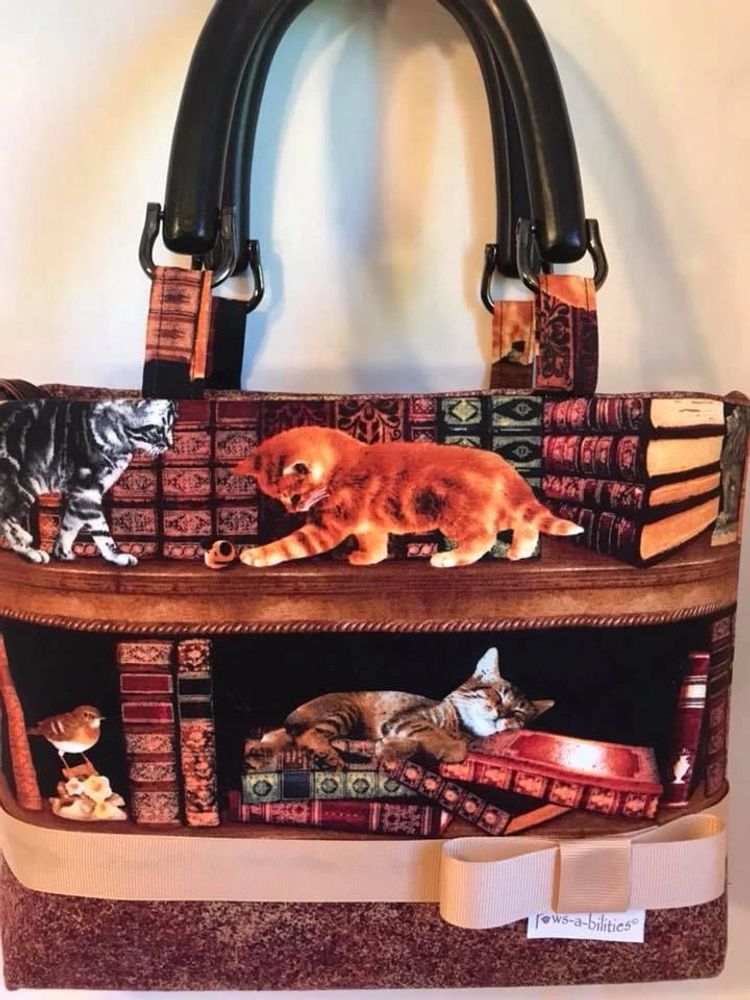 BiblioCats Purse