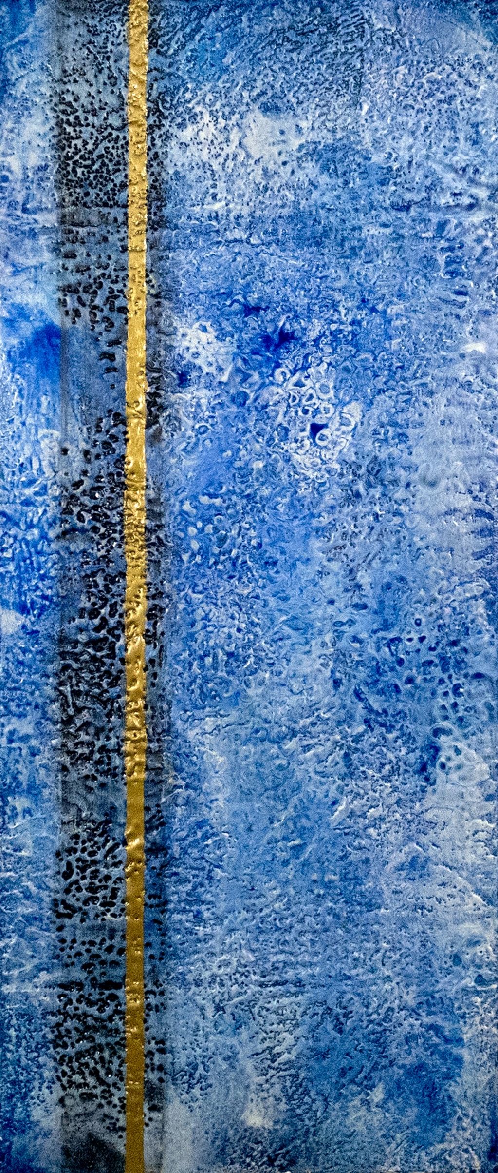 Título: Límites claros.
Técnica: Encáustica sobre bastidor de maderaMedidas: 30 x 70 cm 
Año: 2025
