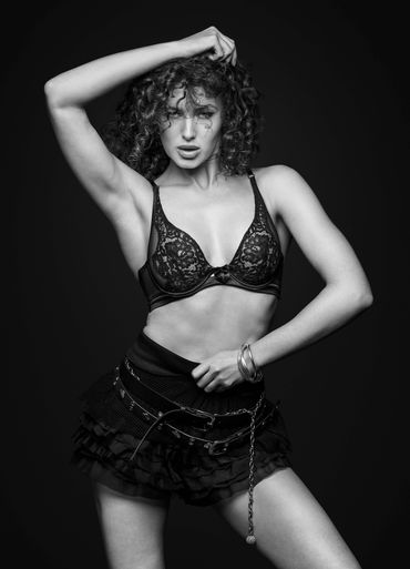 Mono edit of Ashleigh Rae