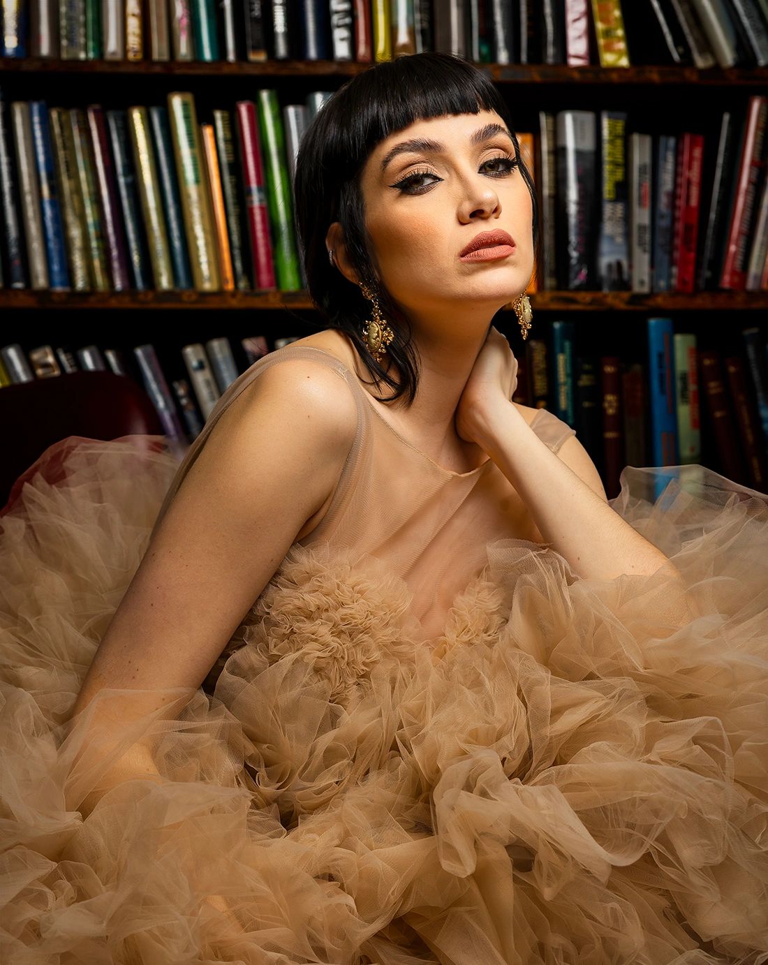 Portrait of model Xenia, taken at Bromley House Library.