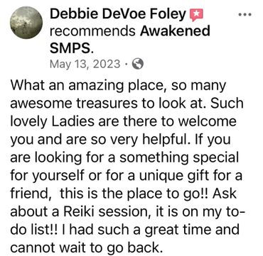 A positive review praising Awakened SMPS for its treasures and helpful ladies.
