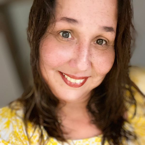 Stephanie Morales Headshot