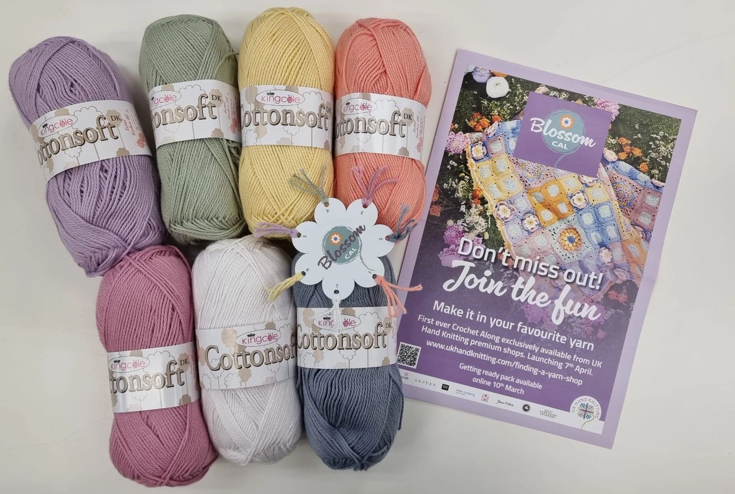 Selection of Cottonsoft yarn for the blossom CAL