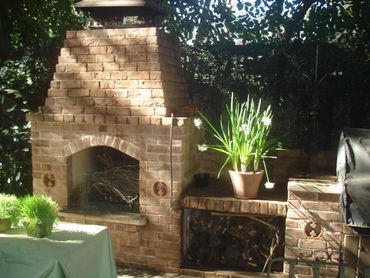 brick sand bricks brickstone stone brickwork fireplace fireplaces outdoors patio bbq barbecue custom