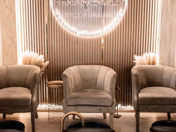 Luxury nail spa in Pompton plains NJ