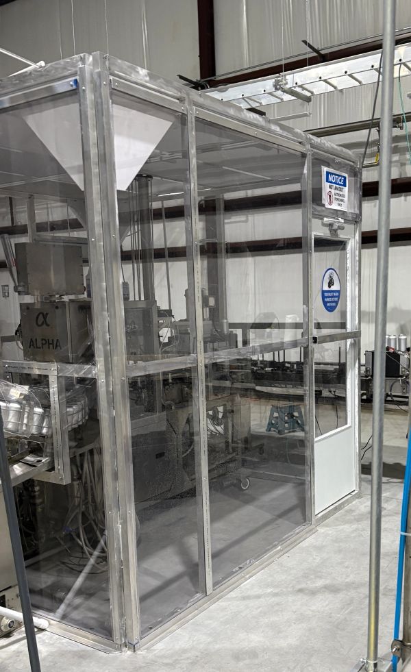 Hydrogen water filling and production room used for private label beverage manufacturing
