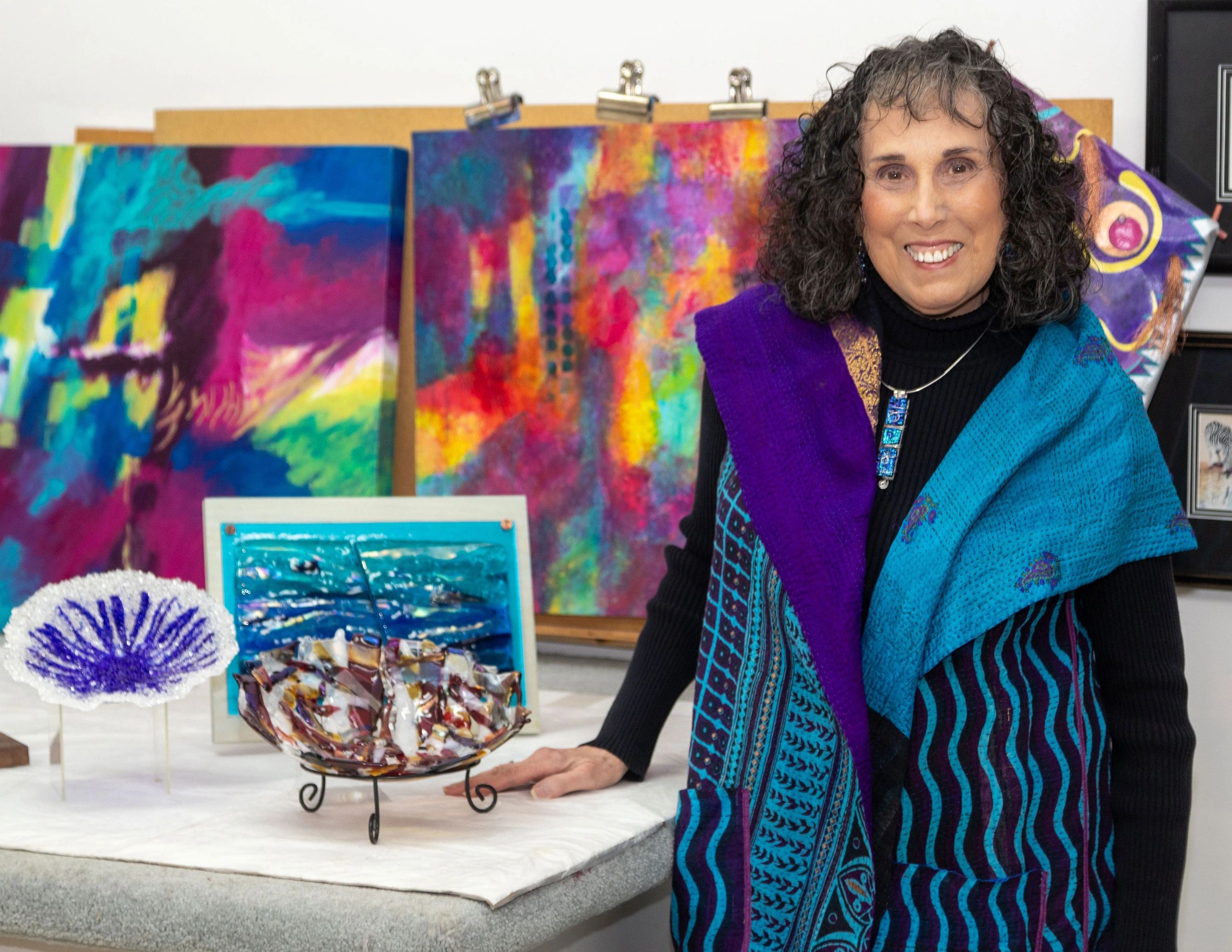 Toby Klein Toby Klein - Capturing a Kaleidoscopic World of Color