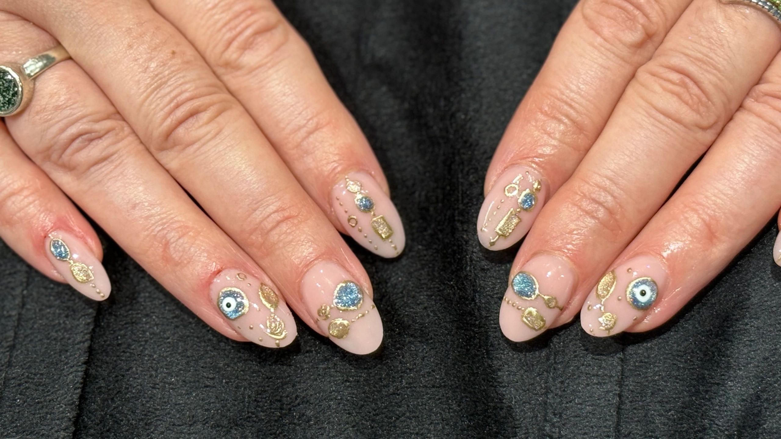 Nails & Lash House