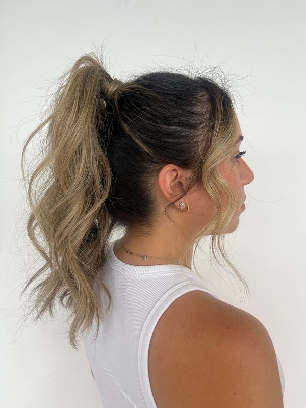 Pony Hairstyle
High Pony
Fort Lauderdale Hairstylist 
Miami Hairstylist 
Davie Hairstylist 