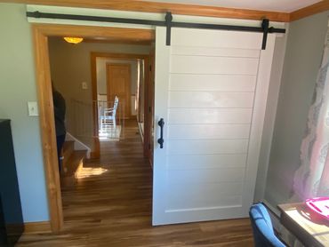 horizontal shiplap style barn door 