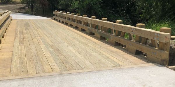 HL-93 LOAD RATED BRIDGE WITH W-STYLE GUIDERAIL