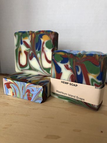 A fun soap, anti-inflammatory & anti-oxidant, with Patchouli, Benzoin & Cinnamon Essential Oils. 