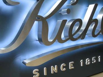 لوحات ستانلس ستيل المصمم العربي للإعلانات 3 D STAINLESS STEEL SIGNAGE Arabic Designer Advertising
