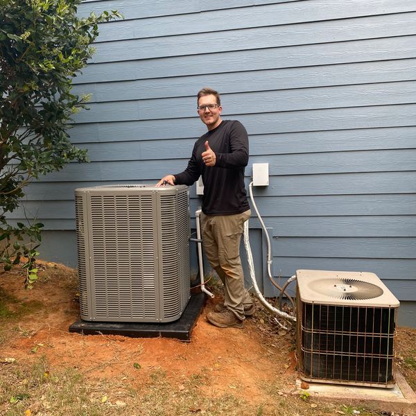 AC install in Buford, GA by Southeast Heating and Cooling. Expert Air Conditioning technicians.