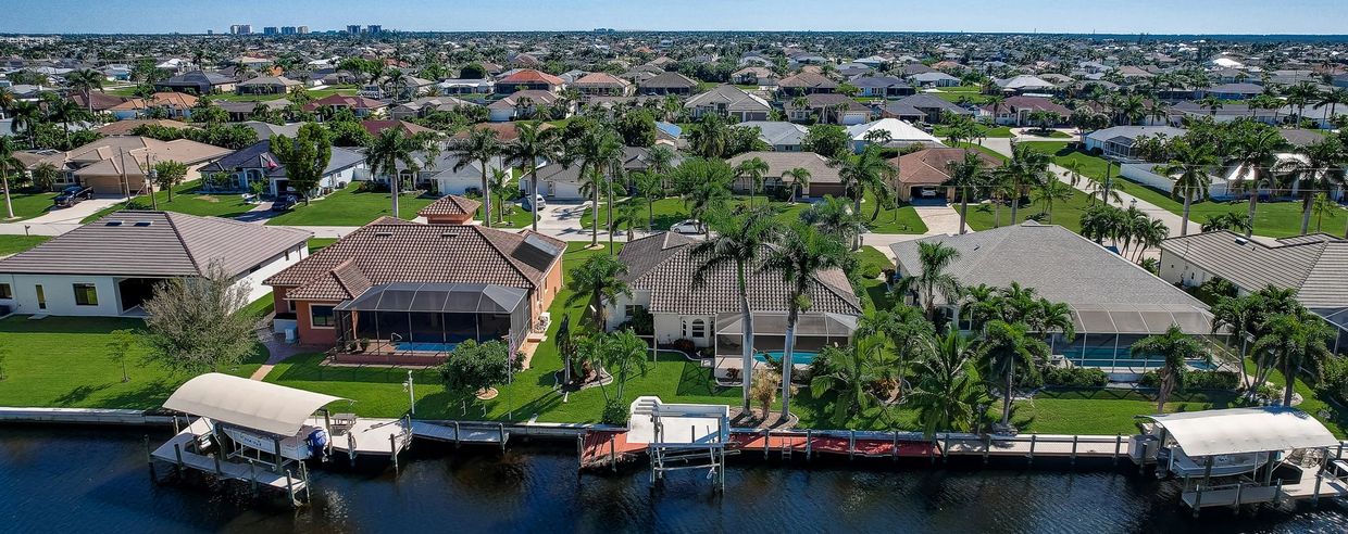 Vassett Painting and Construction LLC offers services to Cape Coral and surrounding areas. 