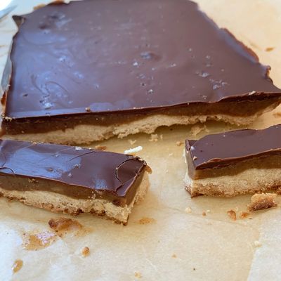 Healthy Vegan Twix Bars