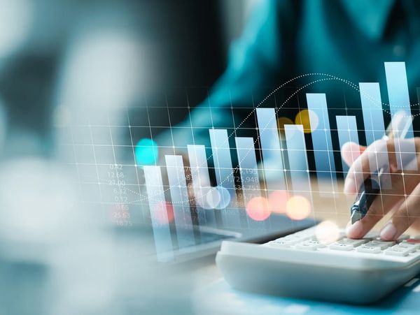 Financial tools and expertise for all of your business' accounting needs.