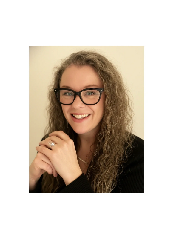 Dr Brooklyn Storme, private practice business coach for women counsellors, psychologists and social 