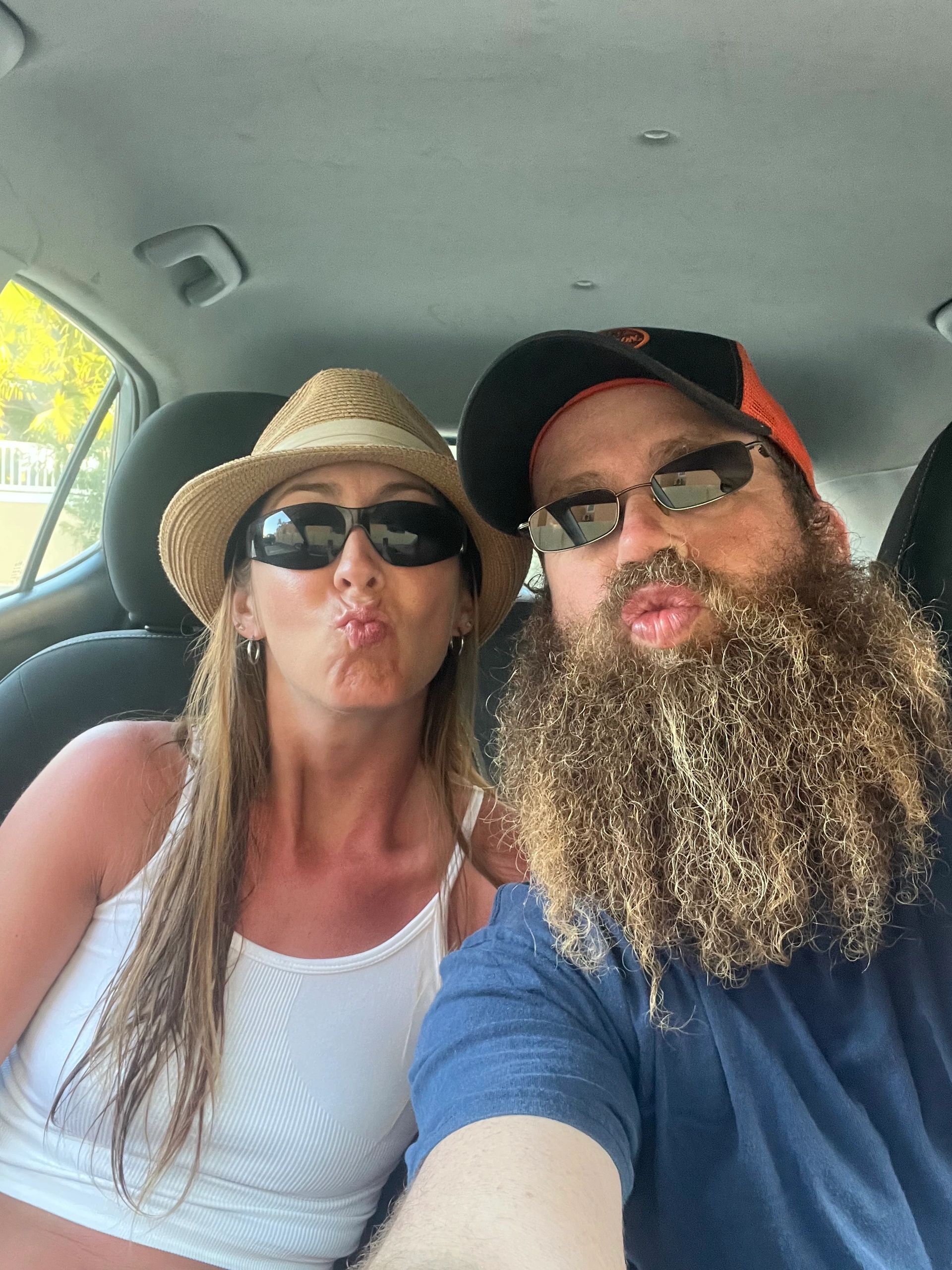 Duck face in a Kia 