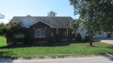 Ranch with 2 car garage