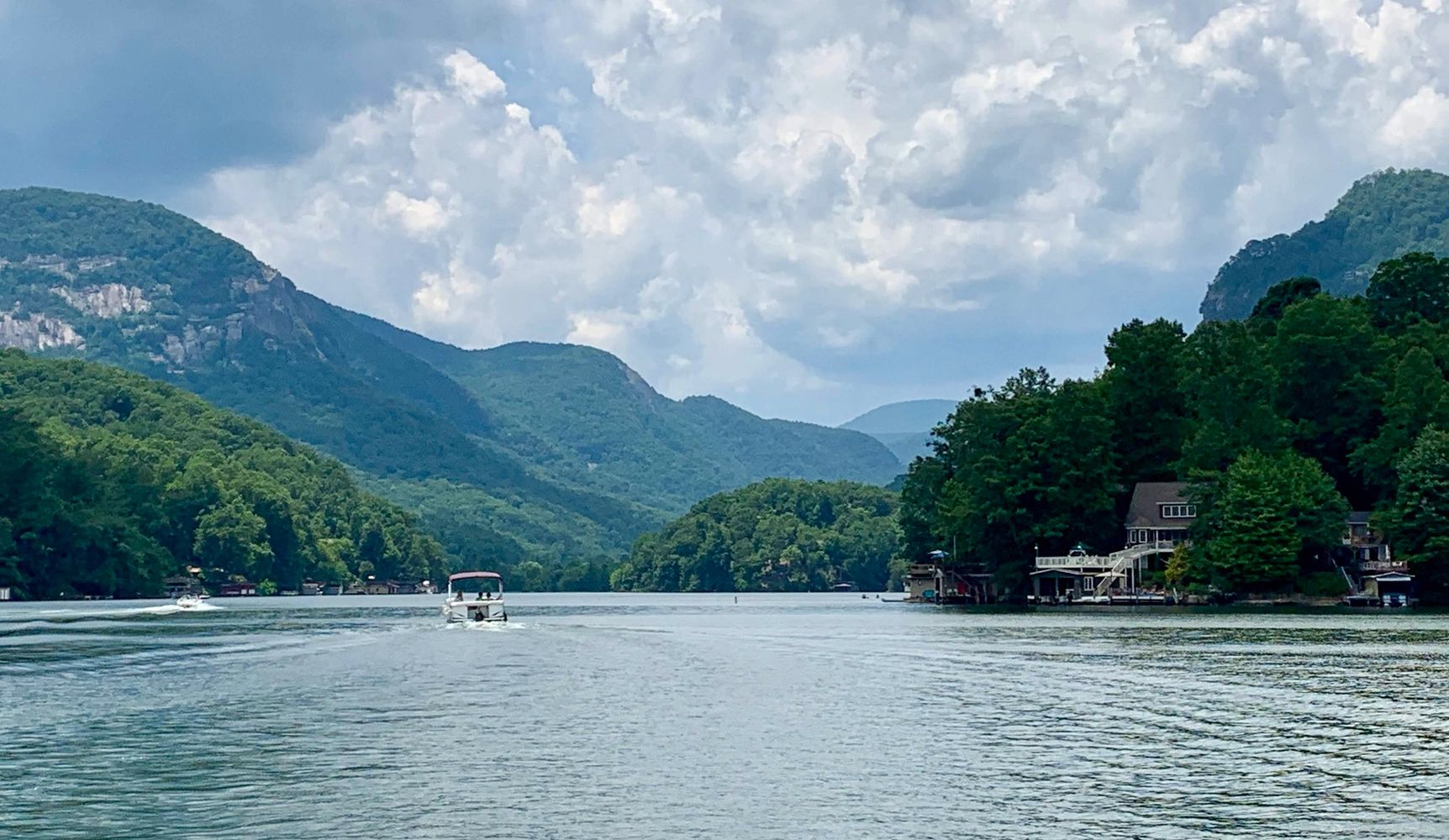 Lake lure pontoon rental