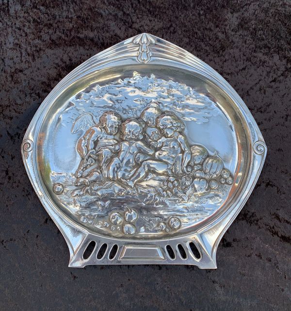 WMF Jugendstil Art Nouveau plaque depicting cherubs